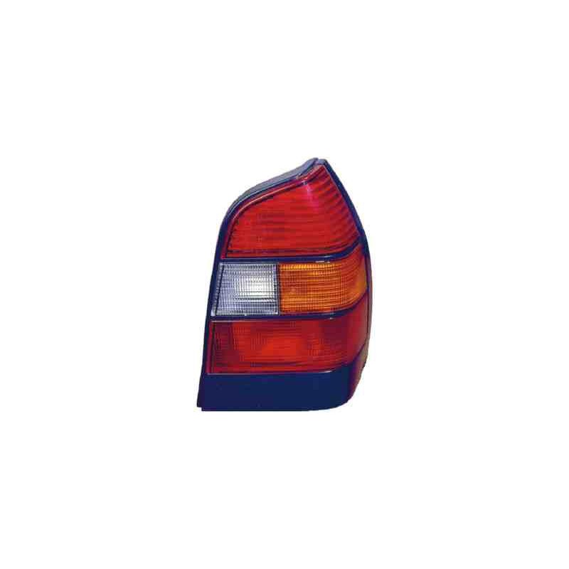 Piloto trasero NISSAN PRIMERA (P10) 5P (90-96) (Ref.:16521035)